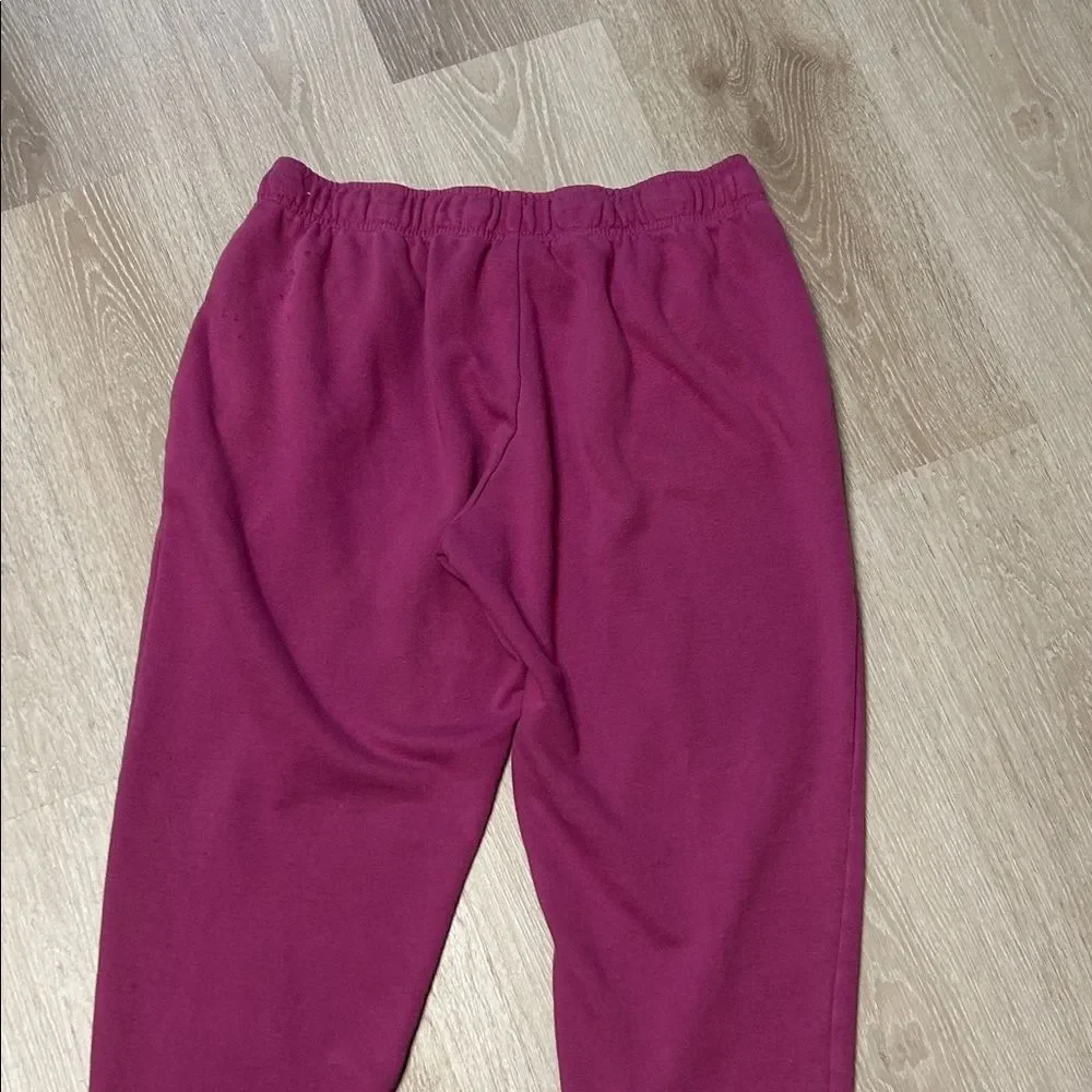 Nike Sportswear Club Fleece Women's Mid-Rise Joggers in Fireberry Sz Large